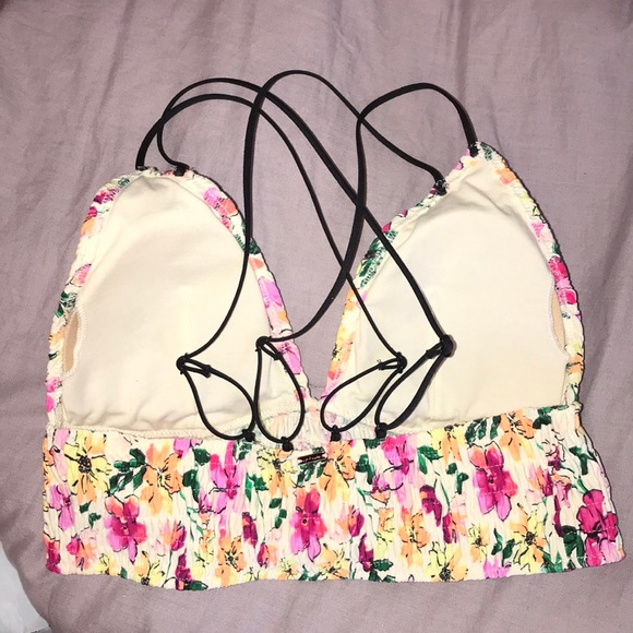 Victoria’s Secret bralette - Picture 2 of 3